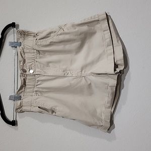 Women cargo shorts size 6. H & M. Great condition